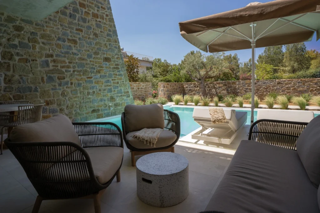 7edd1314 c295 4d8e 8933 c0361195125c