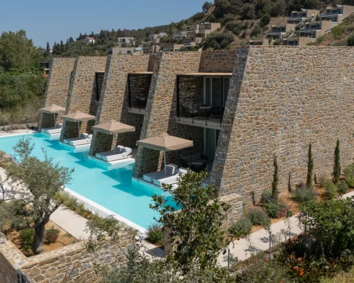 45972808 1235 40e5 81d5 0f1b87ae6a79